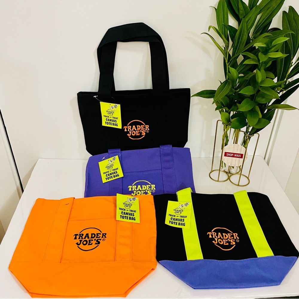 Trader Joe’s Trick or Treat Canvas Tote Mini Bag